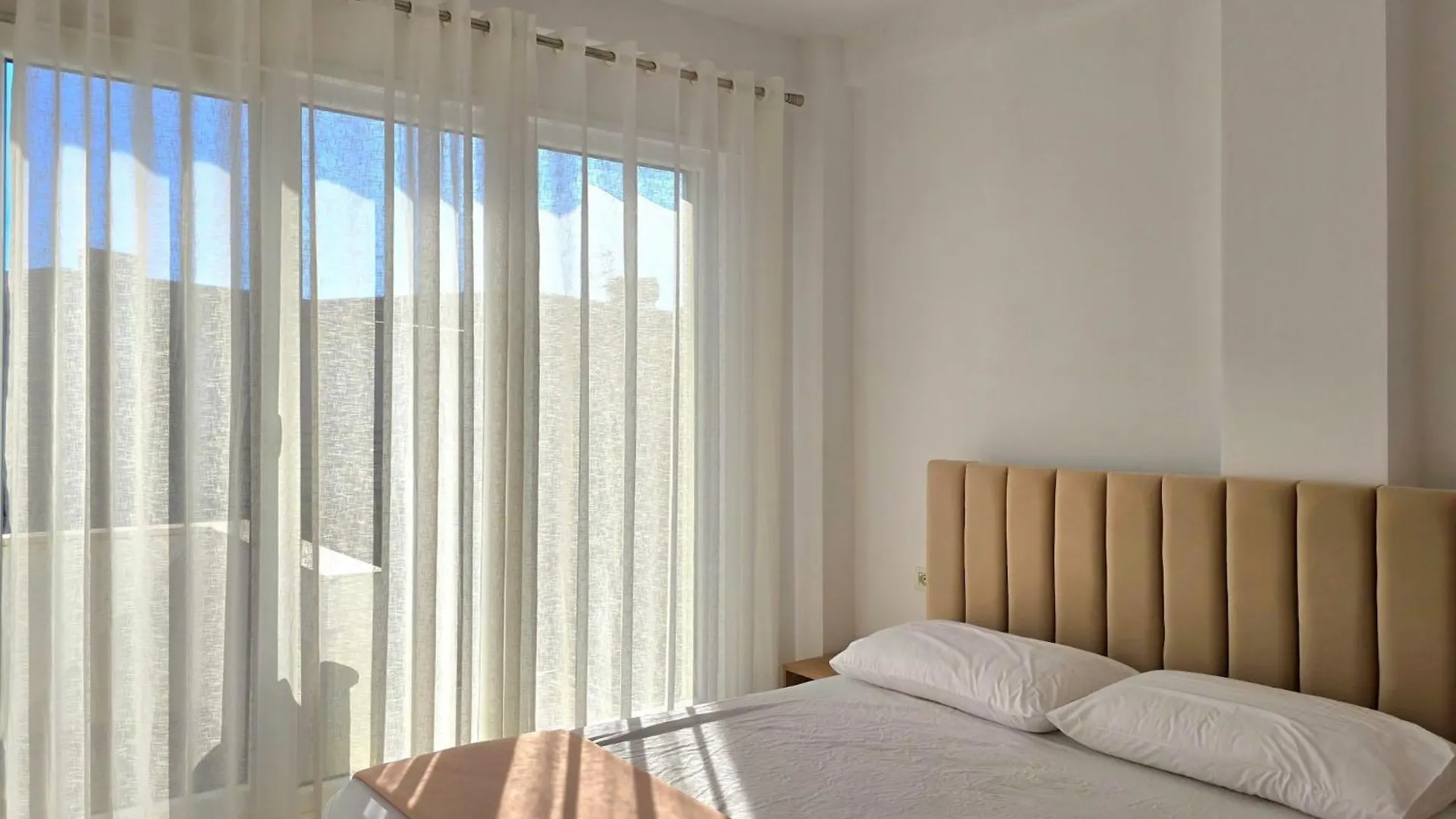 Cozy Apartment Near Sandy Beach Plazhi San Pietro