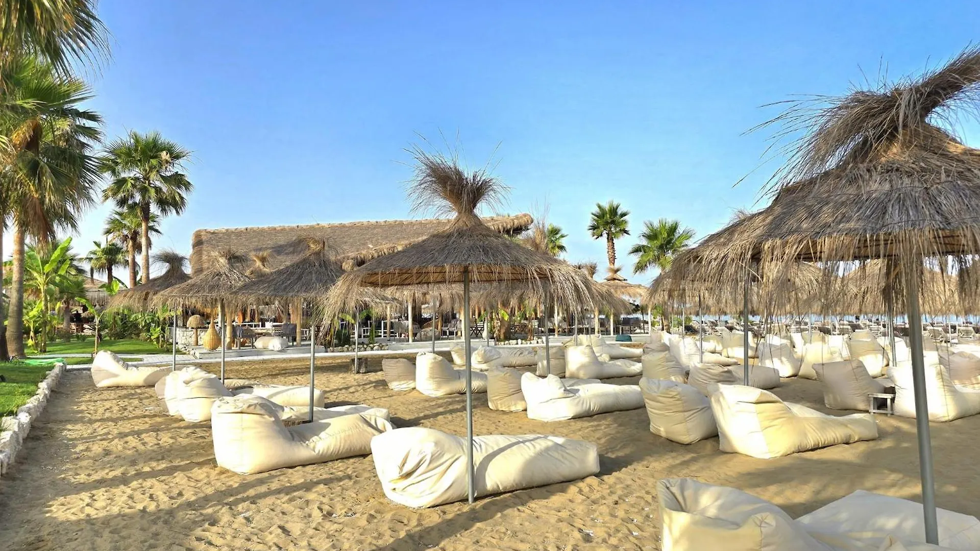Cozy Apartment Near Sandy Beach Plazhi San Pietro